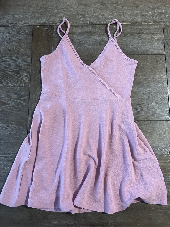 Dresses & Skirts - Lilac Spaghetti Strap Fit & Flare Dress women’s size Large